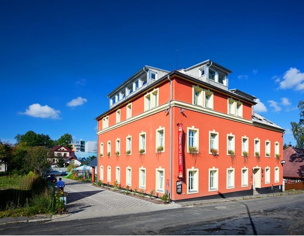 Pytloun Wellness Travel Hotel 리베레츠 외부 사진