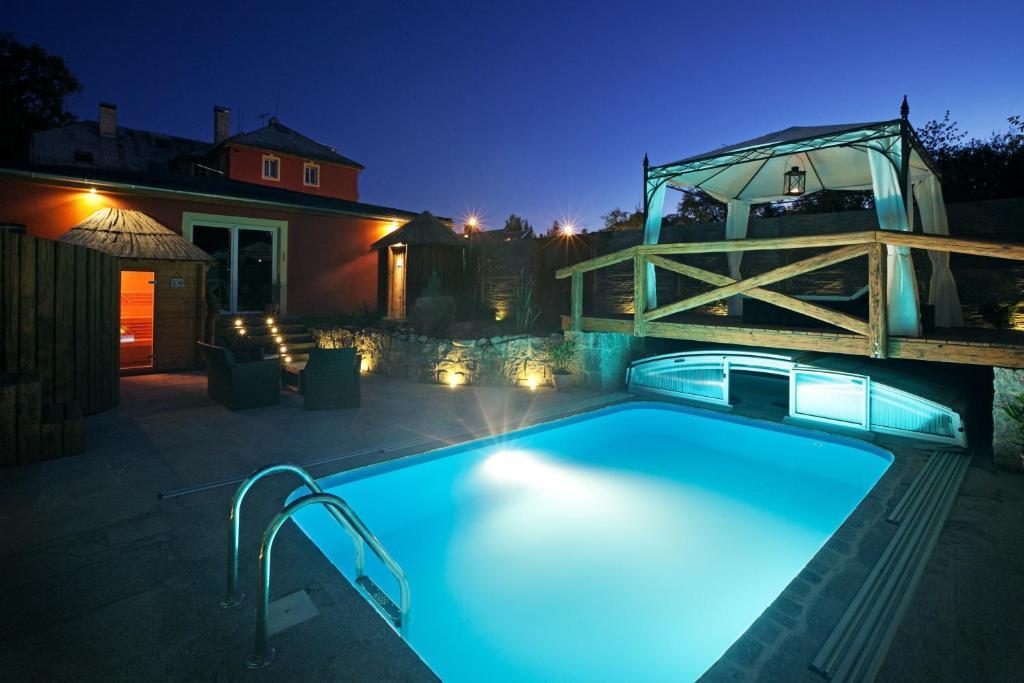 Pytloun Wellness Travel Hotel 리베레츠 외부 사진