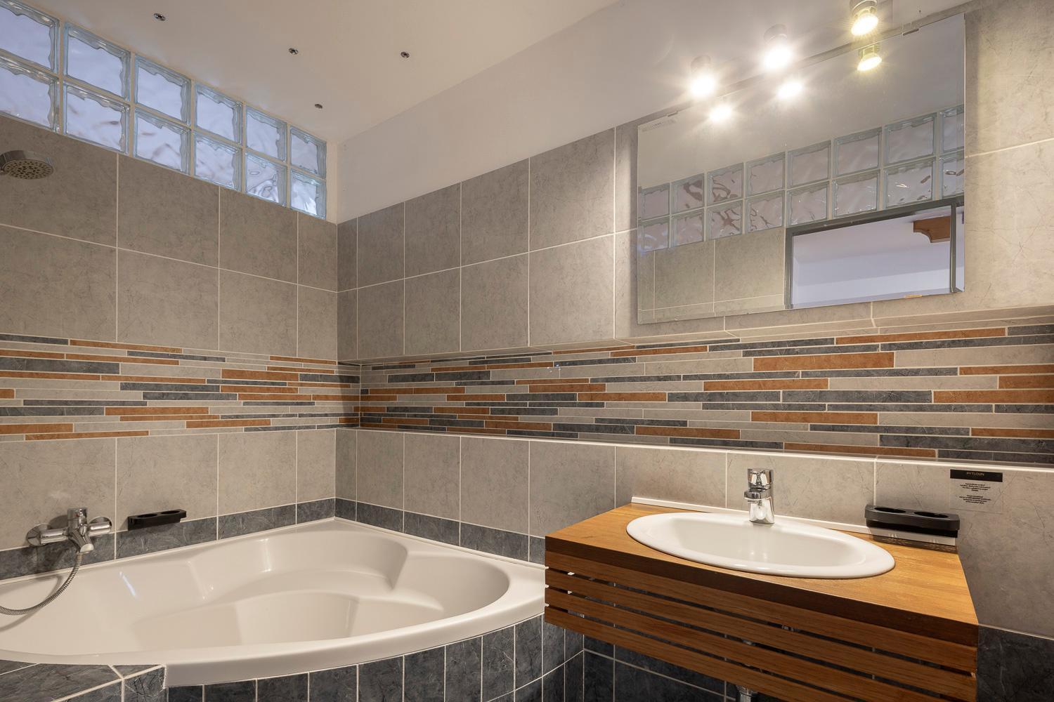 Pytloun Wellness Travel Hotel 리베레츠 외부 사진