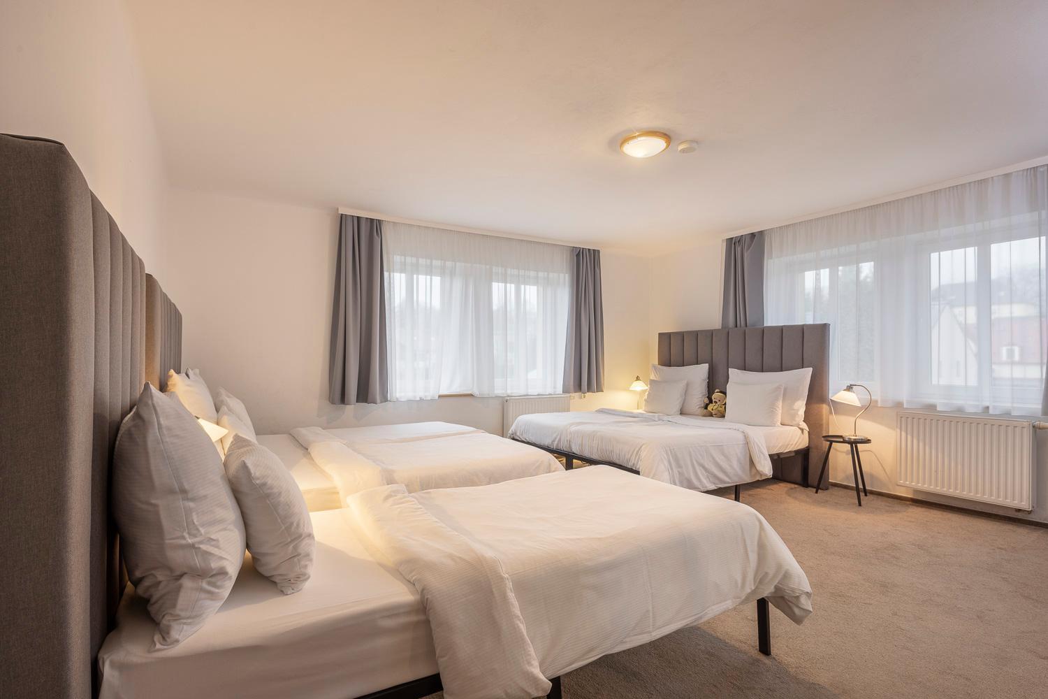 Pytloun Wellness Travel Hotel 리베레츠 외부 사진