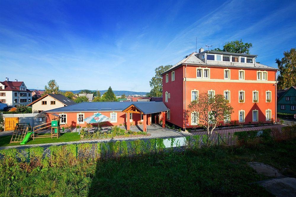 Pytloun Wellness Travel Hotel 리베레츠 외부 사진